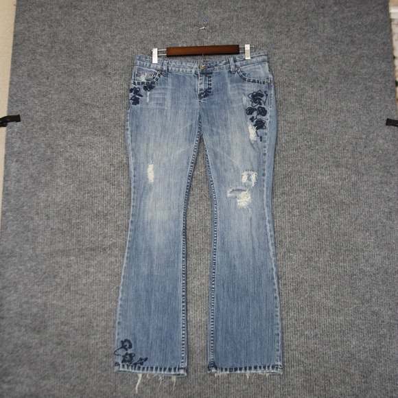 American Eagle Outfitters Pants - American Eagle Flare Jeans Womens 8 Blue Distressed Floral Embroidered Stretch
